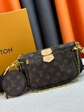 Louis Vuitton Multi Pochette Accessoire Shoulder Bag Monogram Canvas